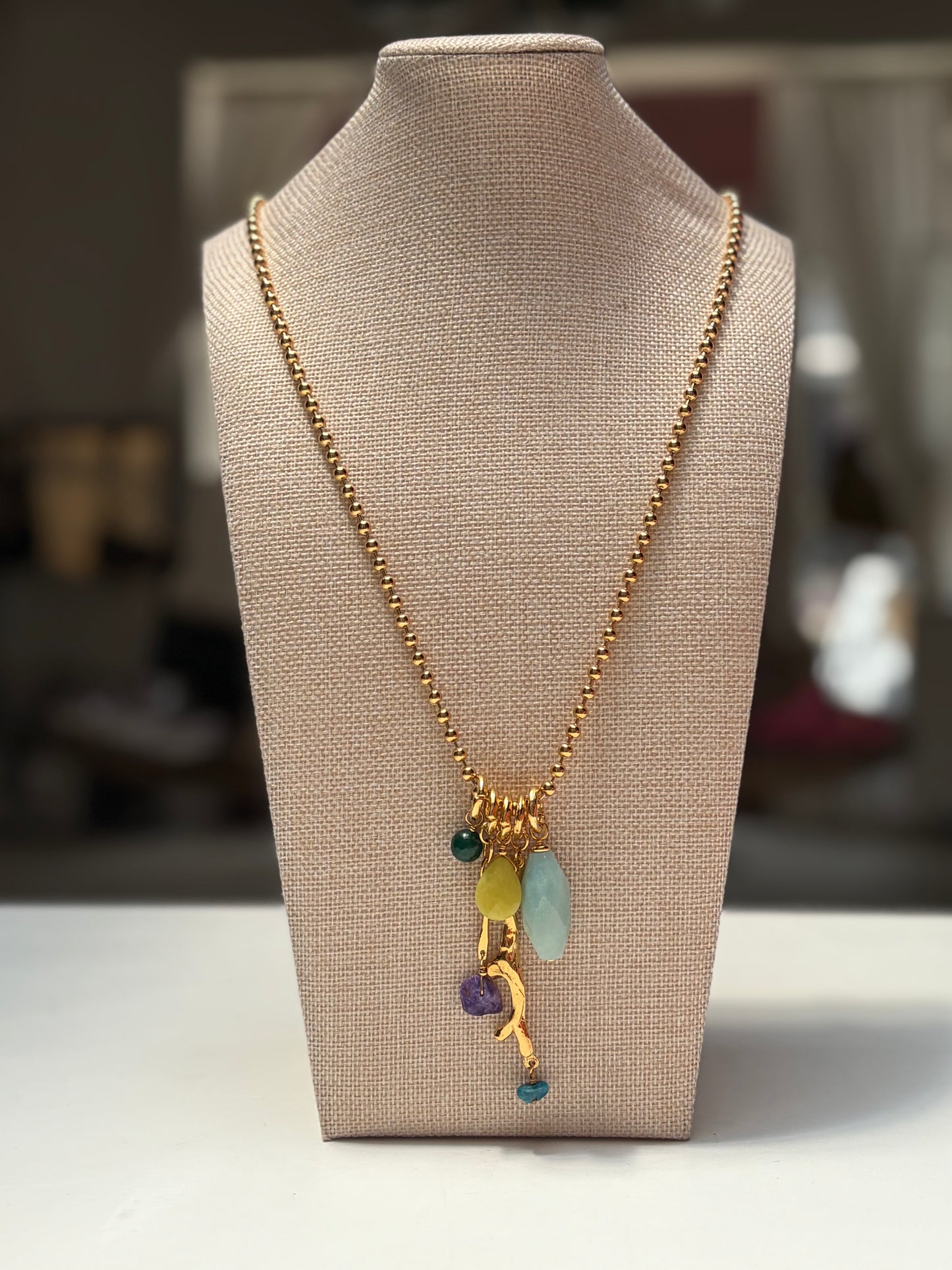 Reef Cluster necklace on beaded chain