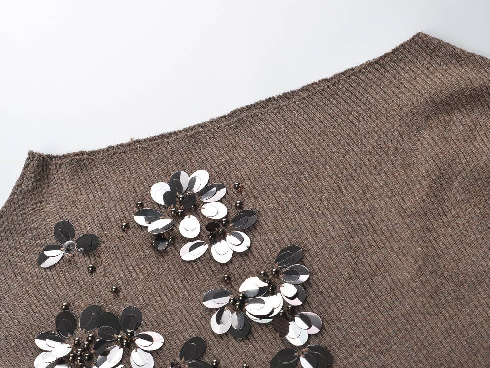 Elegant Grey Off-Shoulder Knit Top with Floral Beads