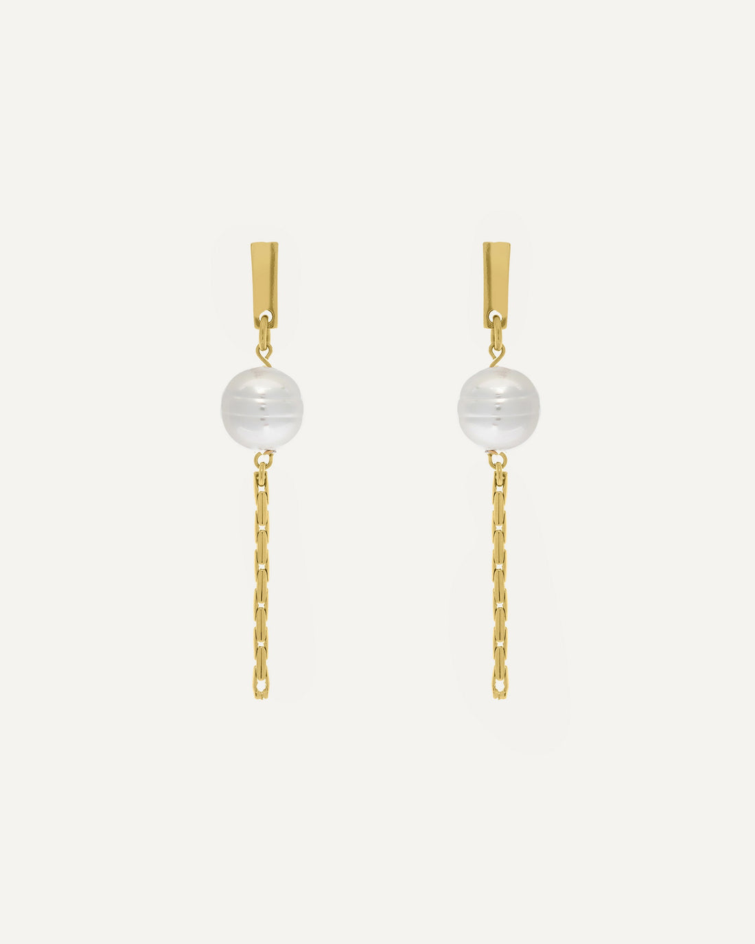 Vita earrings pearl